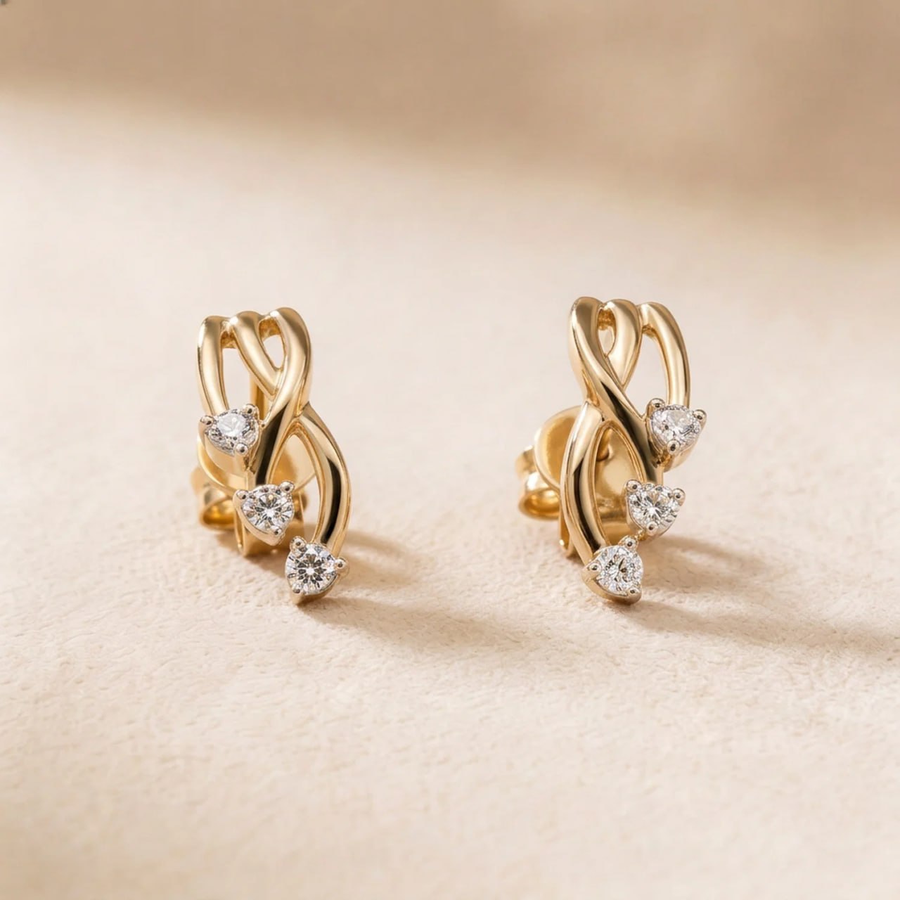 Wave Diamond Earring in 18K Yellow Gold - Final Set